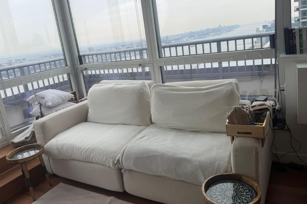 Clean and organized living room after professional tidying and cleaning service